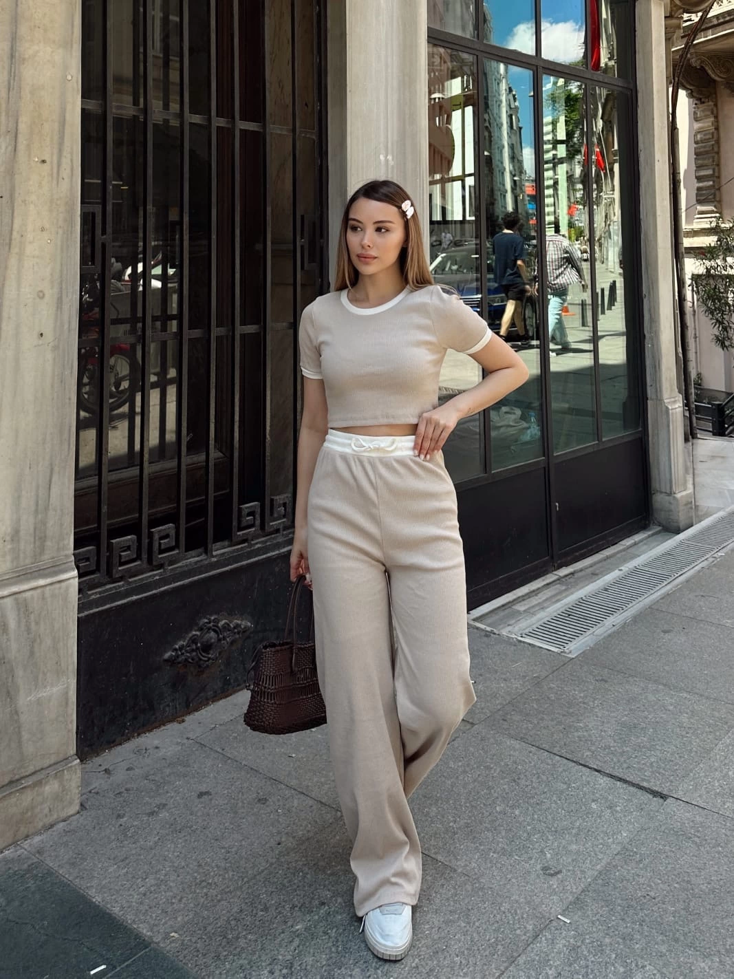 Crop pantolon biyeli takım bej