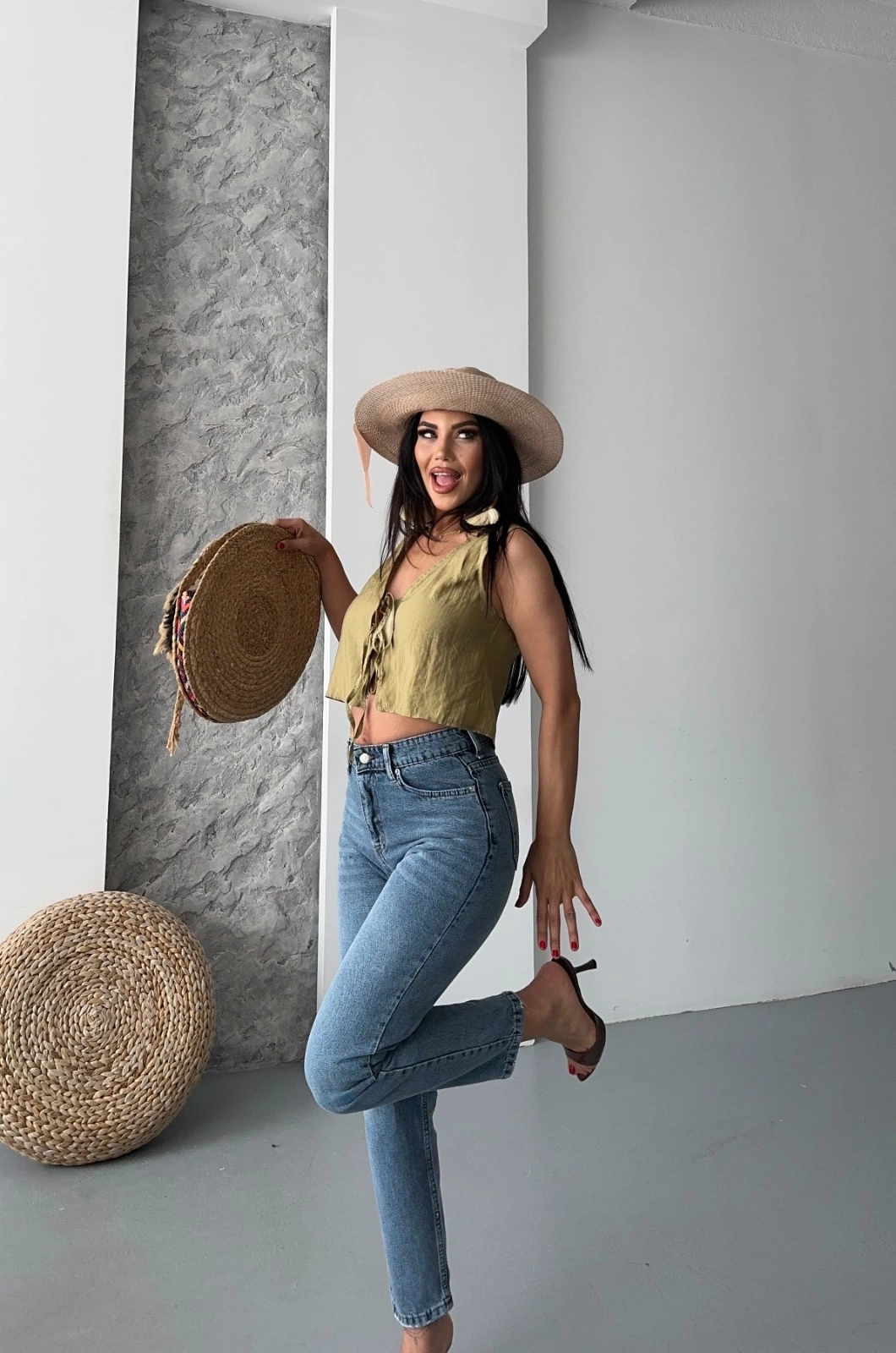 Mom fit bıyık kar yıkama jeans pantolon koyu mavi d2006