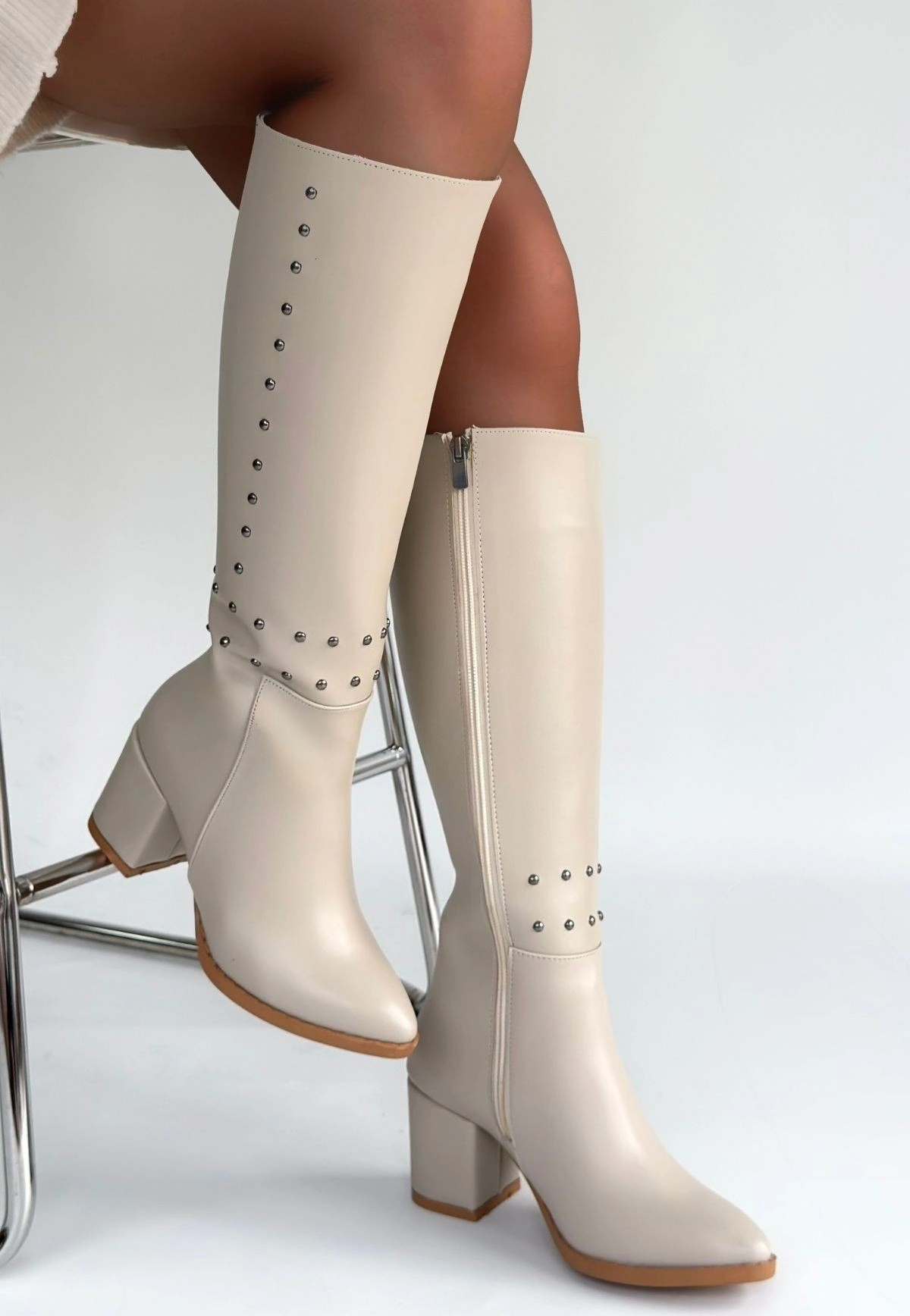 Tiyan Bej Cilt Topuklu Çizme