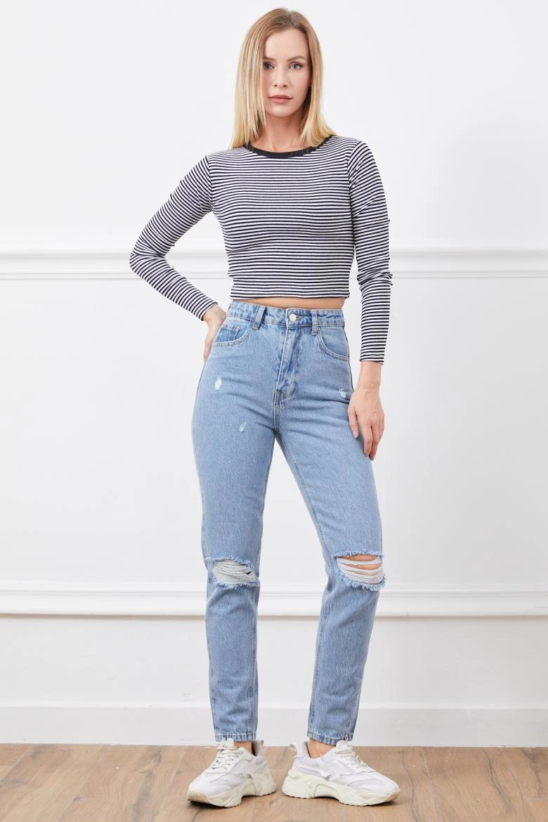 Yüksek bel yırtmaçlı mom jean pantolon